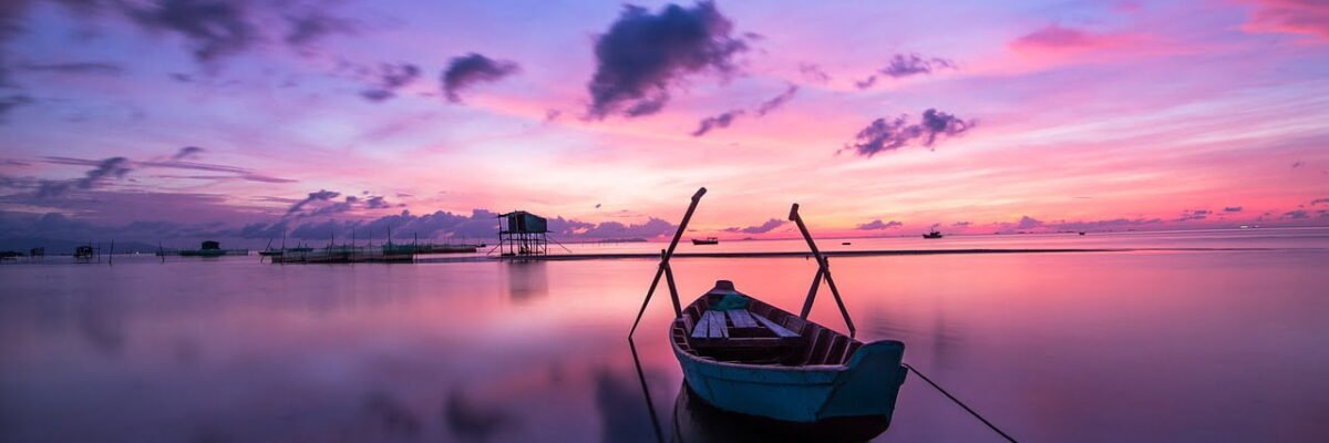 likizo- sunrise, boat, rowing boat-1014712.jpg