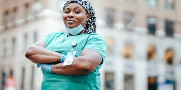 kozi ya uuguzi-nursing-sifa-vyuo-ada-mob-AFYAColleges