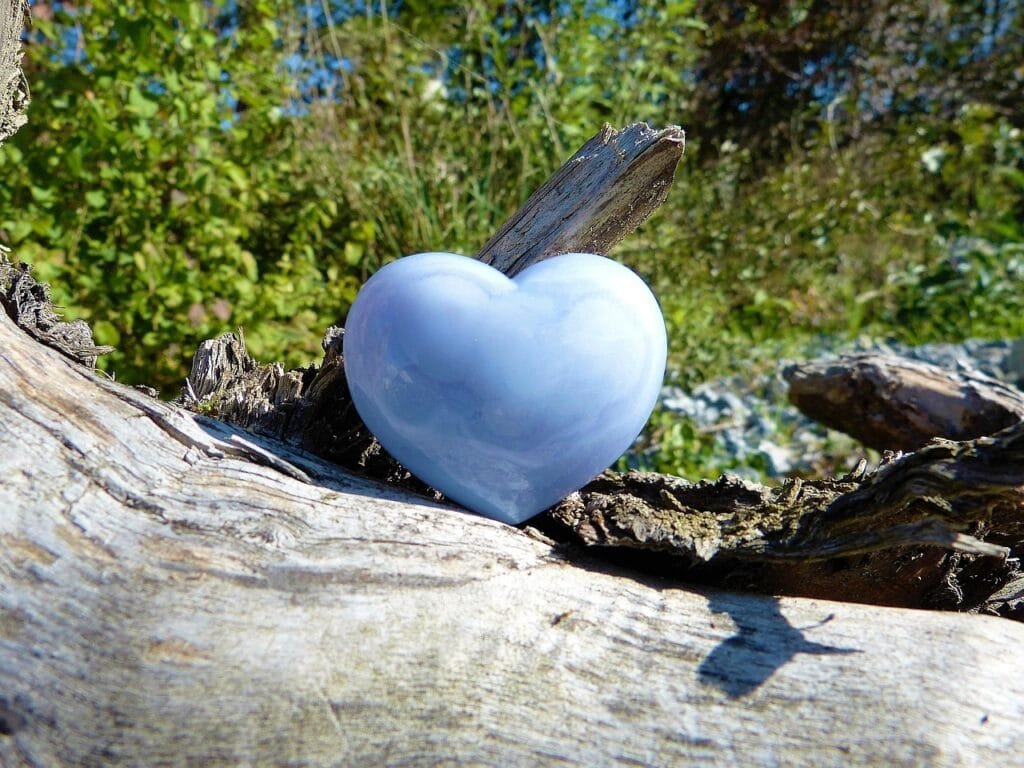 heart, love, nature, chalcedony, light blue, happiness, stone, bio, pesticides, health, outdoors, natural reserve, environmental protection, chalcedony, chalcedony, chalcedony, chalcedony, chalcedony, pesticides
